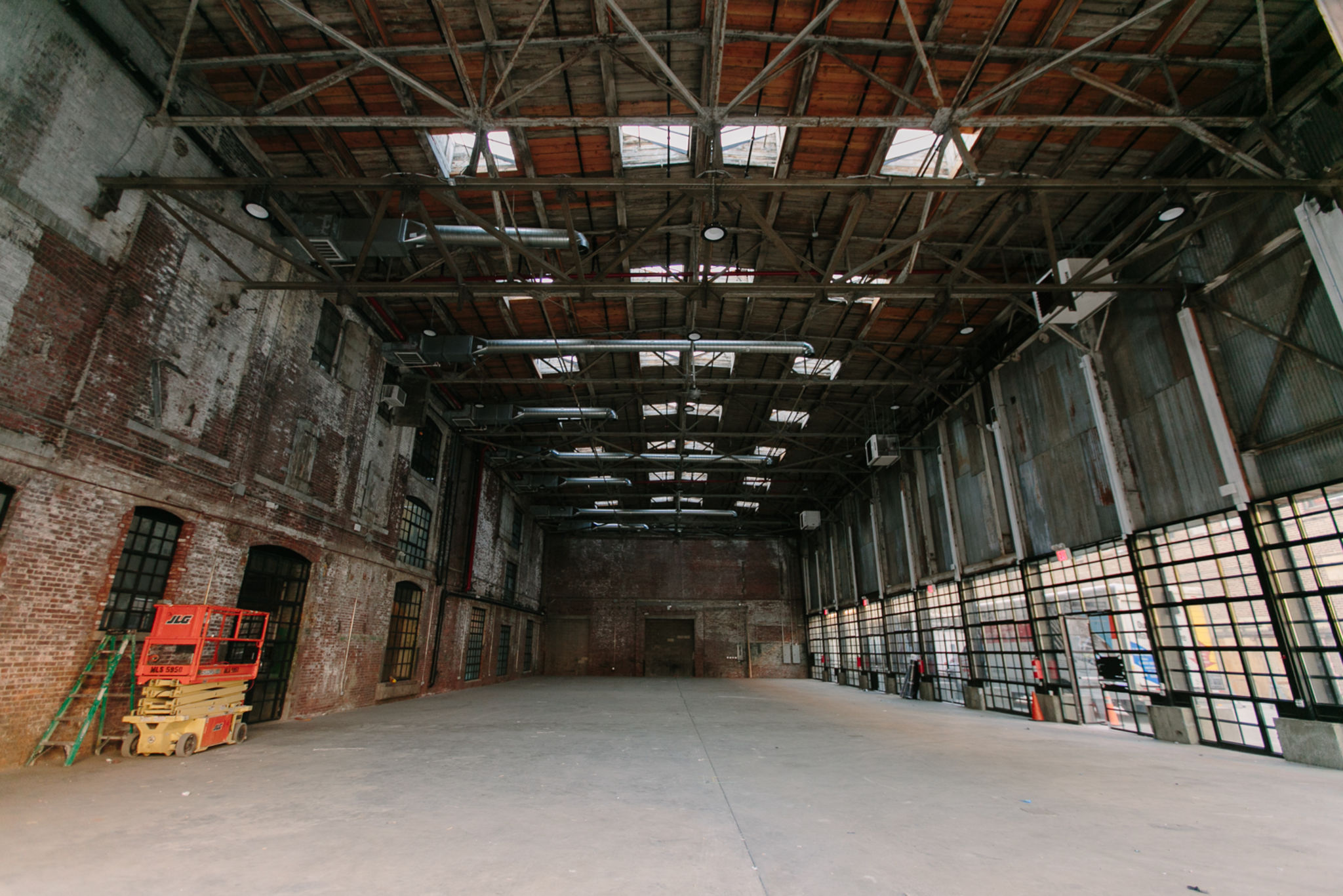 Huge Open Warehouse In Greenpoint, Brooklyn, NY | Event | Peerspace