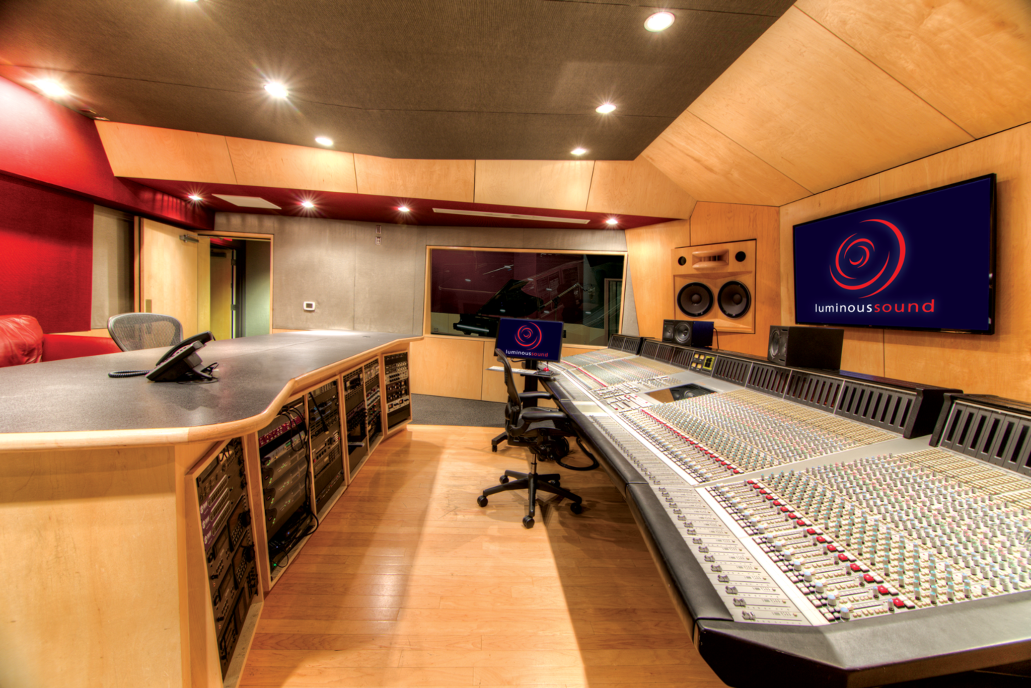 Beautiful and Spacious Recording Studio, Dallas, TX | Production | Peerspace