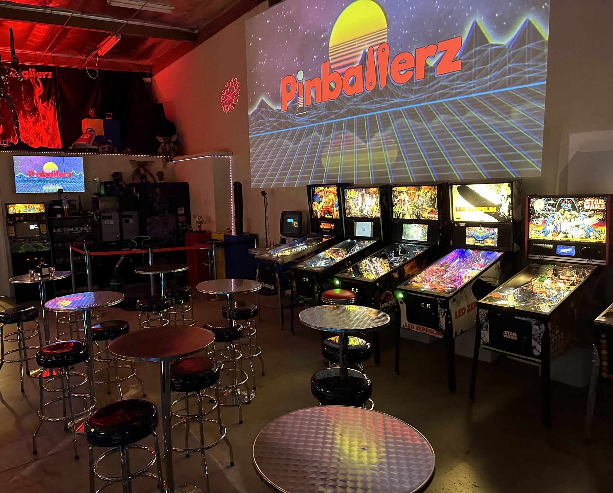 Game - Pinball - Space - Other Games - Room2Play