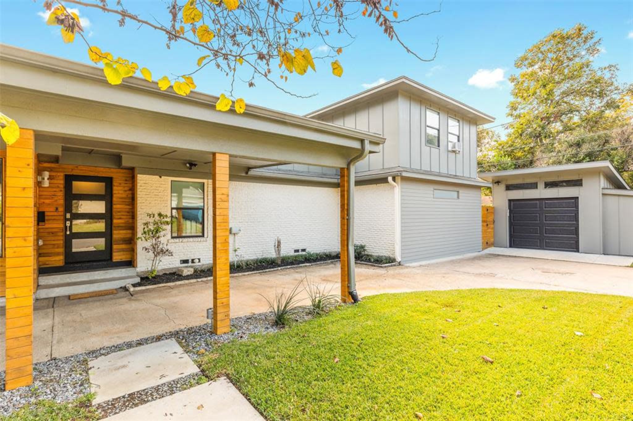 Mid-Century Modern Oasis (spacious + pool), Dallas, TX, Off-Site