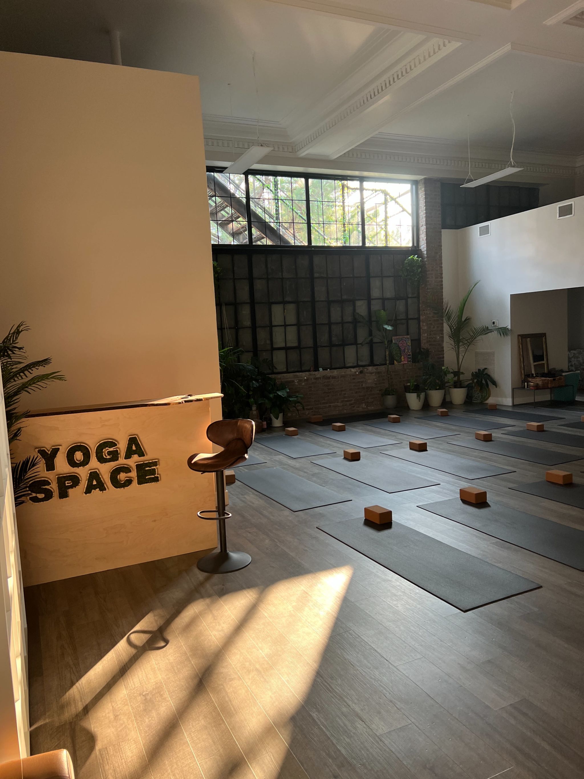 How Much Does it Cost to Rent a Yoga Studio? - Peerspace