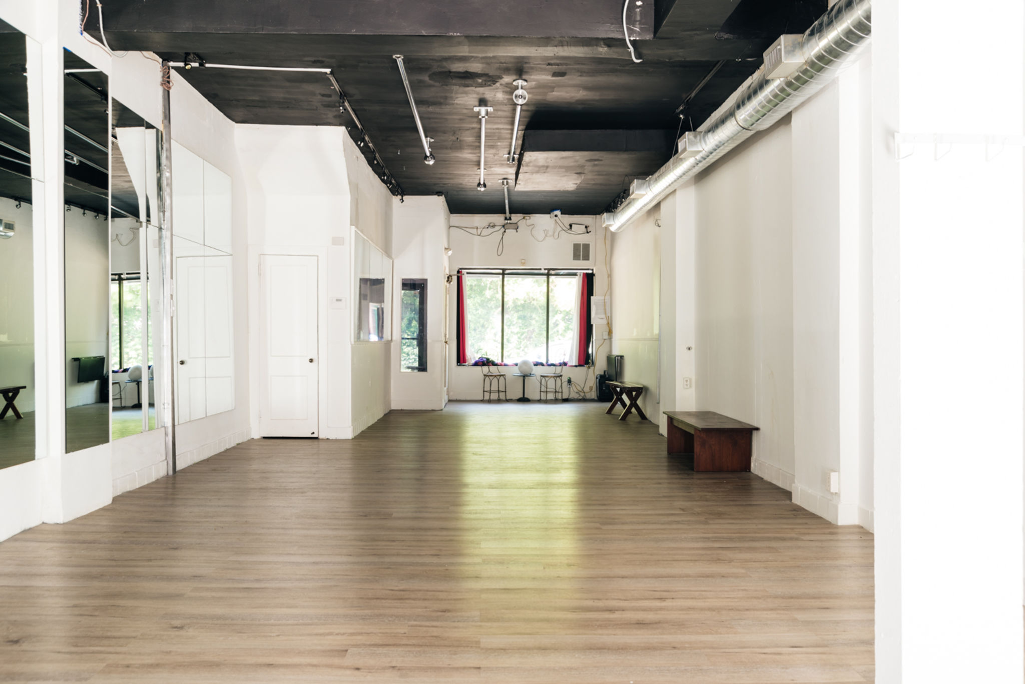 How Much Does It Cost to Rent a Yoga Studio? - Peerspace