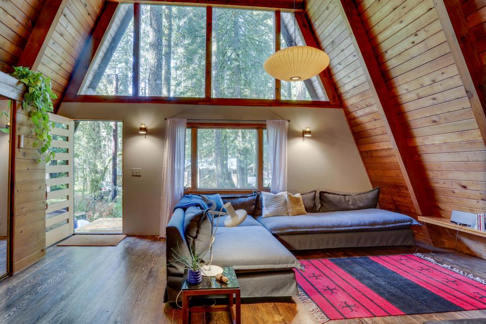 Well Designed Modern A Frame Cabin On Mt Hood Rhododendron Or