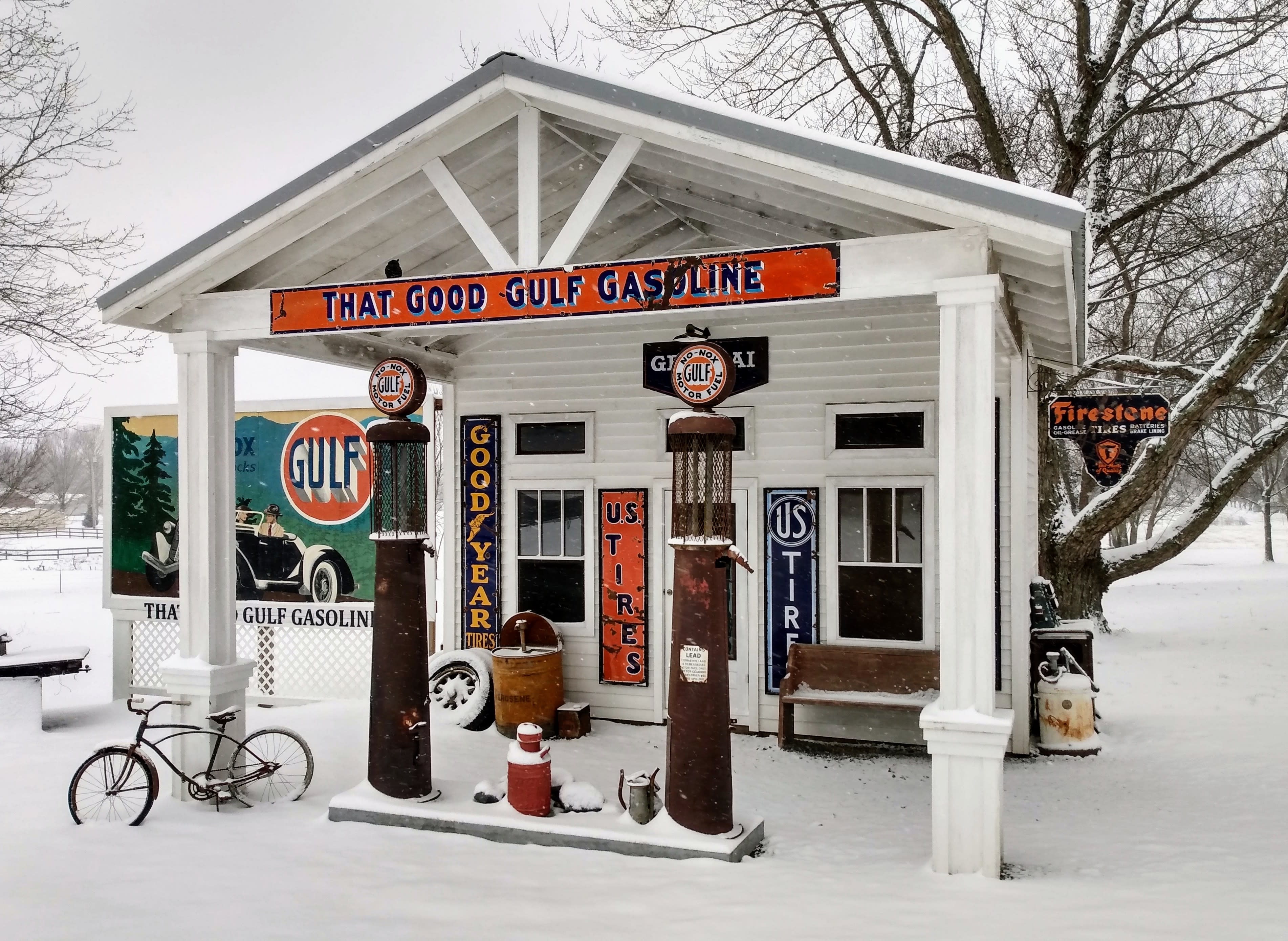 Vintage Gas Station, General Store and Garage Facades, Springfield, TN, Production