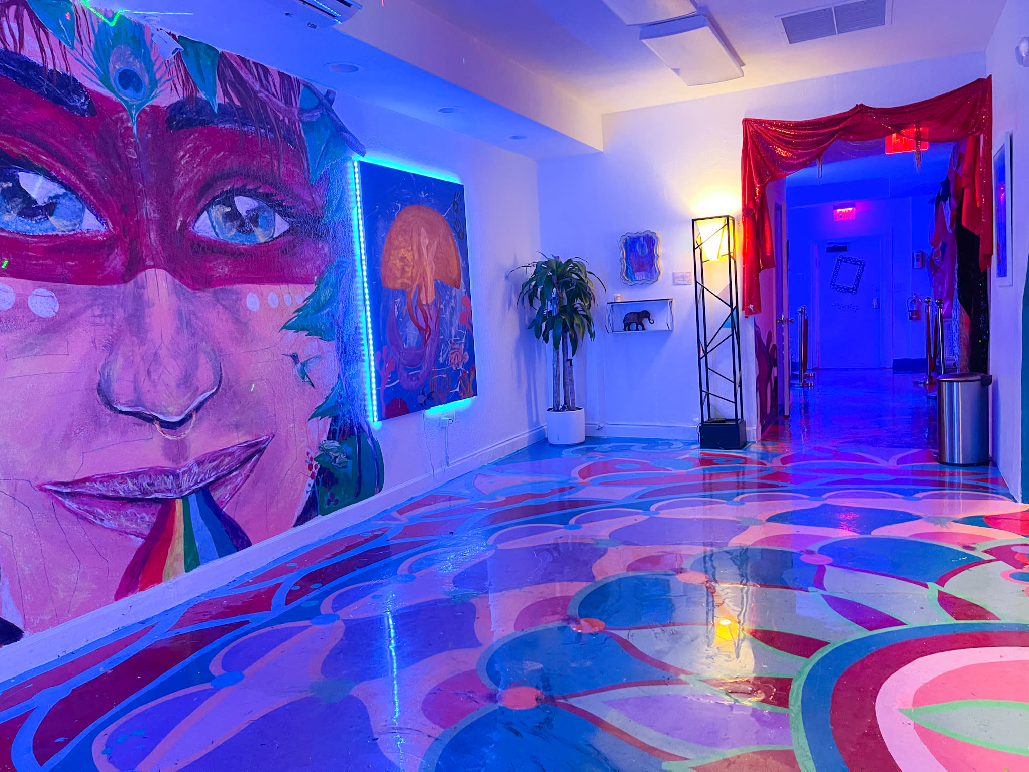 Dark Art Studio Design