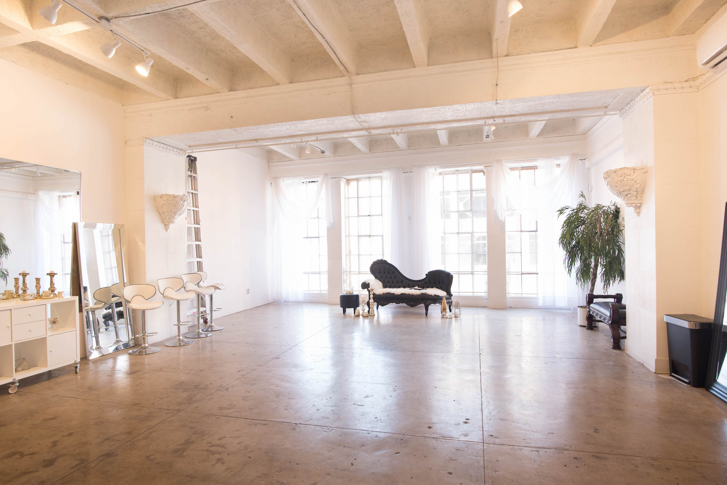 Downtown High End Loft With High Ceilings Los Angeles Ca Event