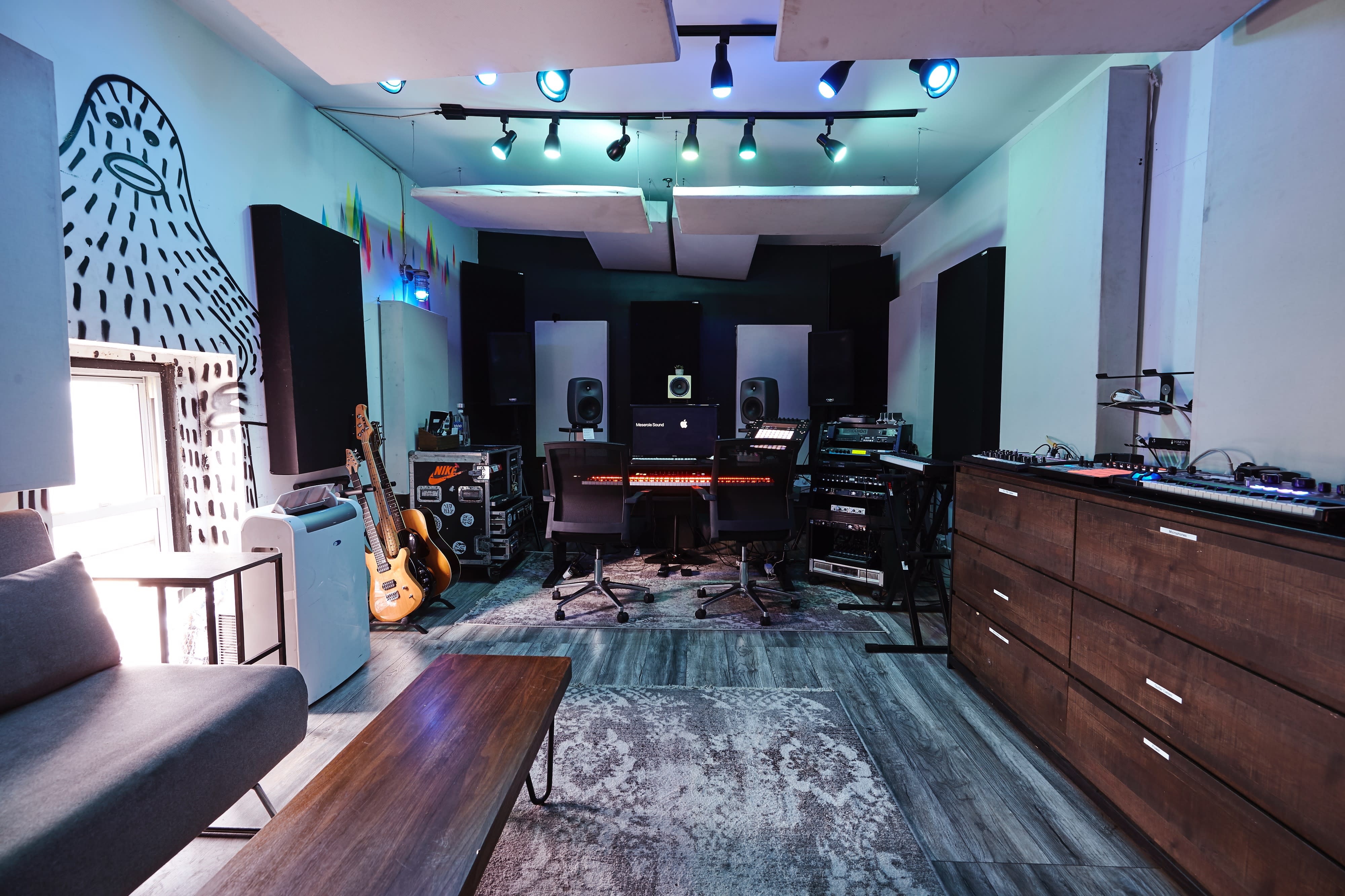 Brooklyn Recording Studio, Brooklyn, NY | Production | Peerspace