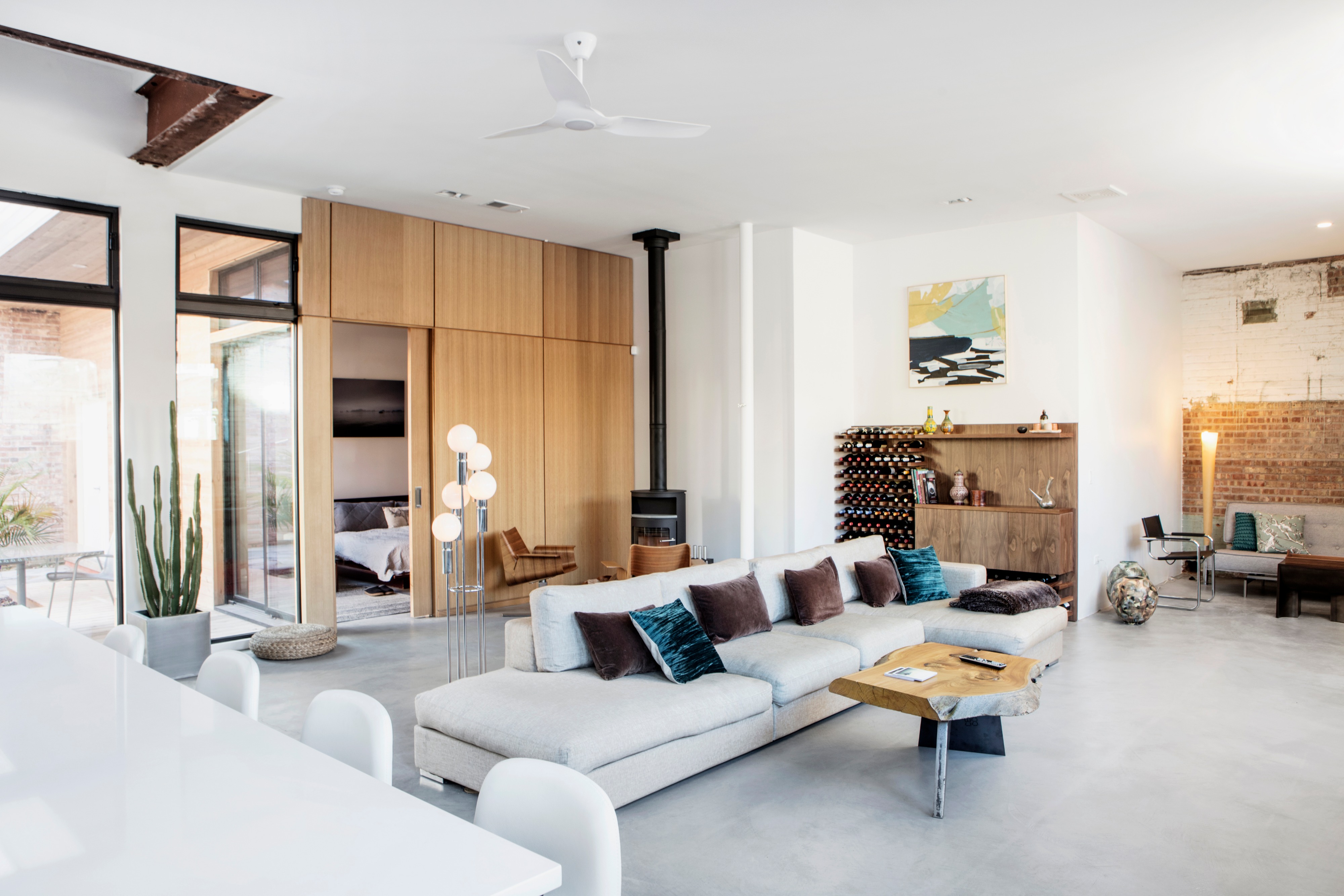 Architecture Studio Showroom + Landscaped Courtyard With Pizza Oven, Chicago, Architecture Studio Showroom + Landscaped Courtyard With Pizza Oven, Chicago,