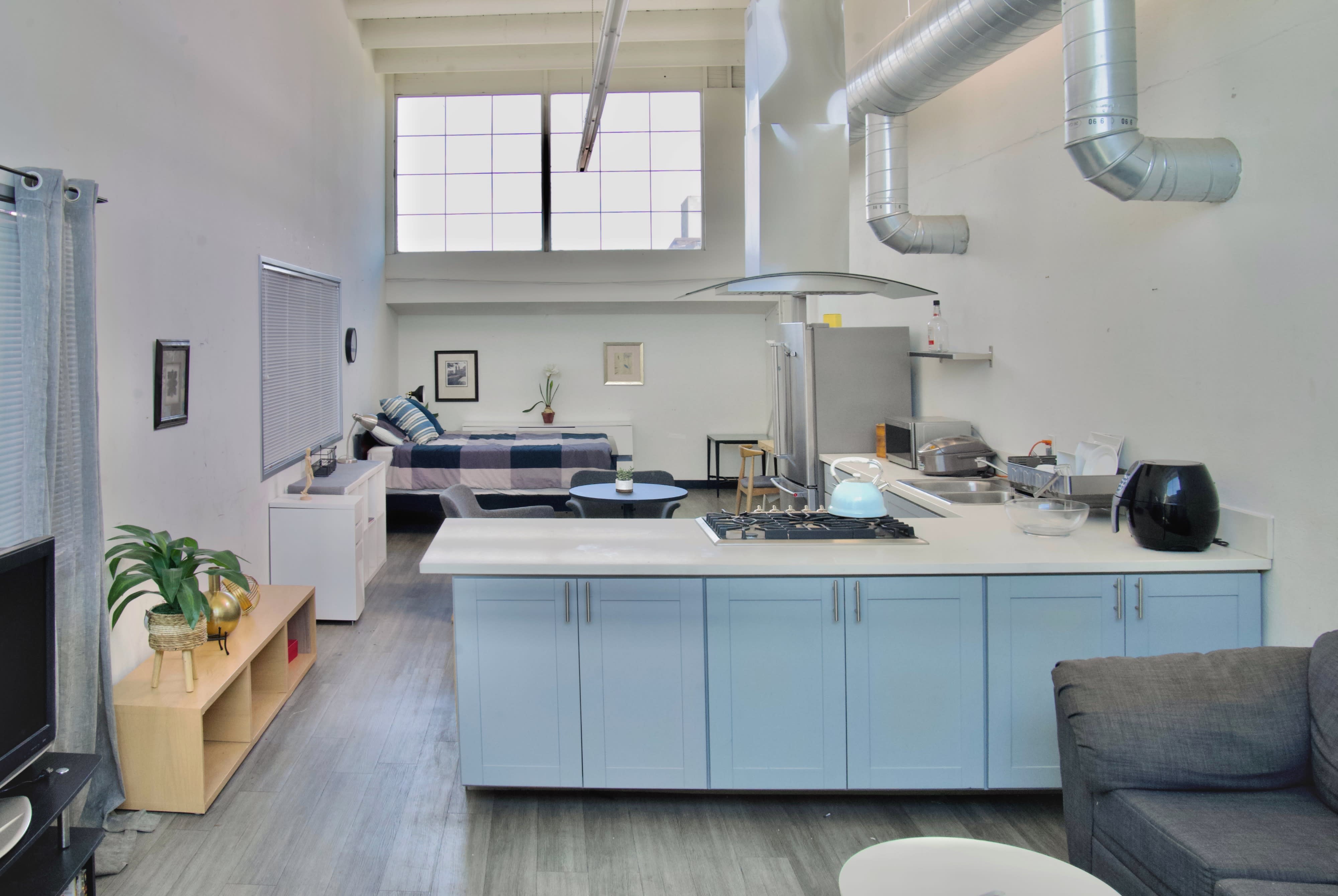 Los Angeles Modern Studio Loft with Bedroom Living room and Kitchen full  Dressed, Maywood, CA | Production | Peerspace