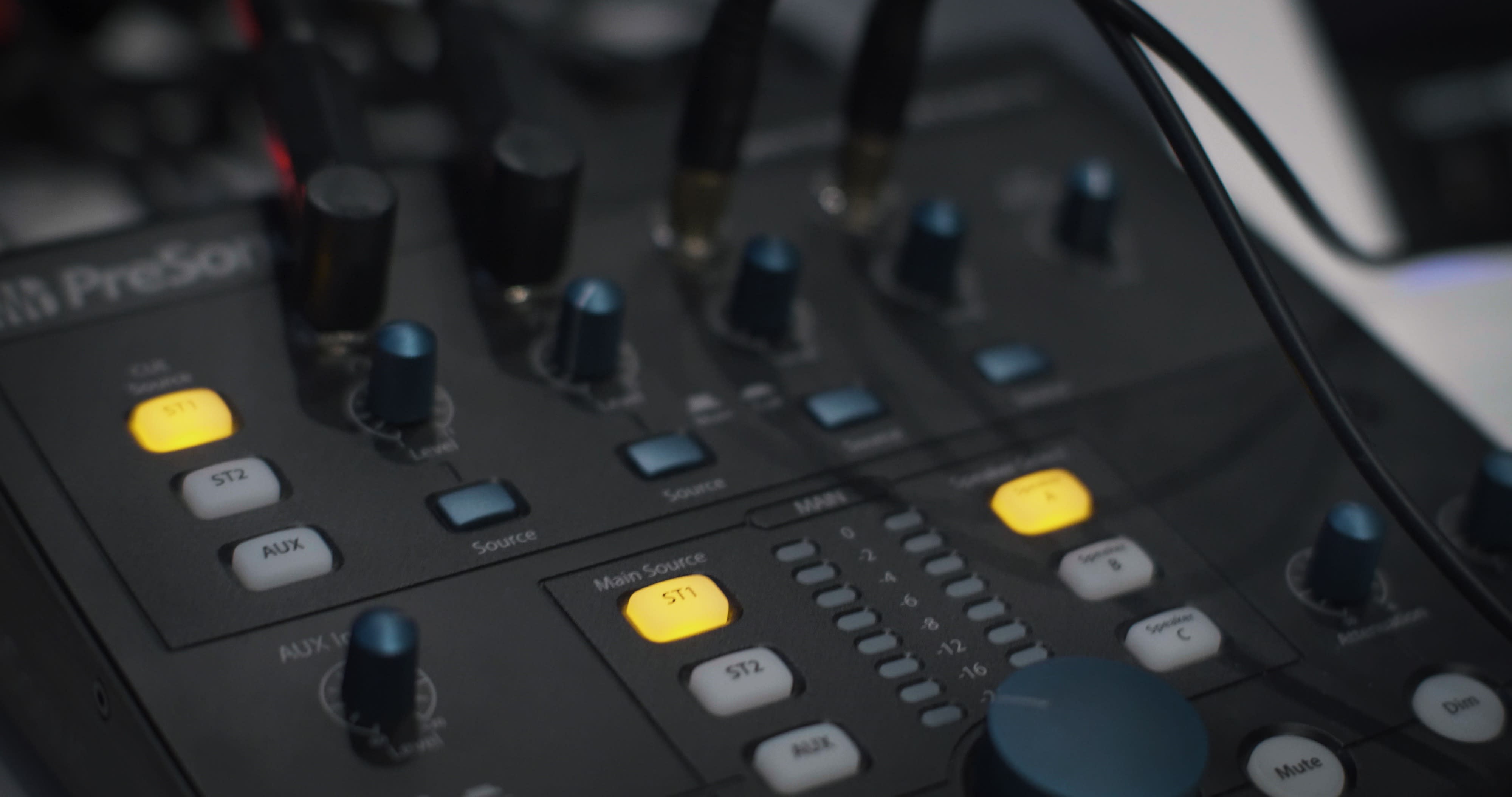 gril Agence de voyage Visqueux table de mixage emulator Injuste Mais