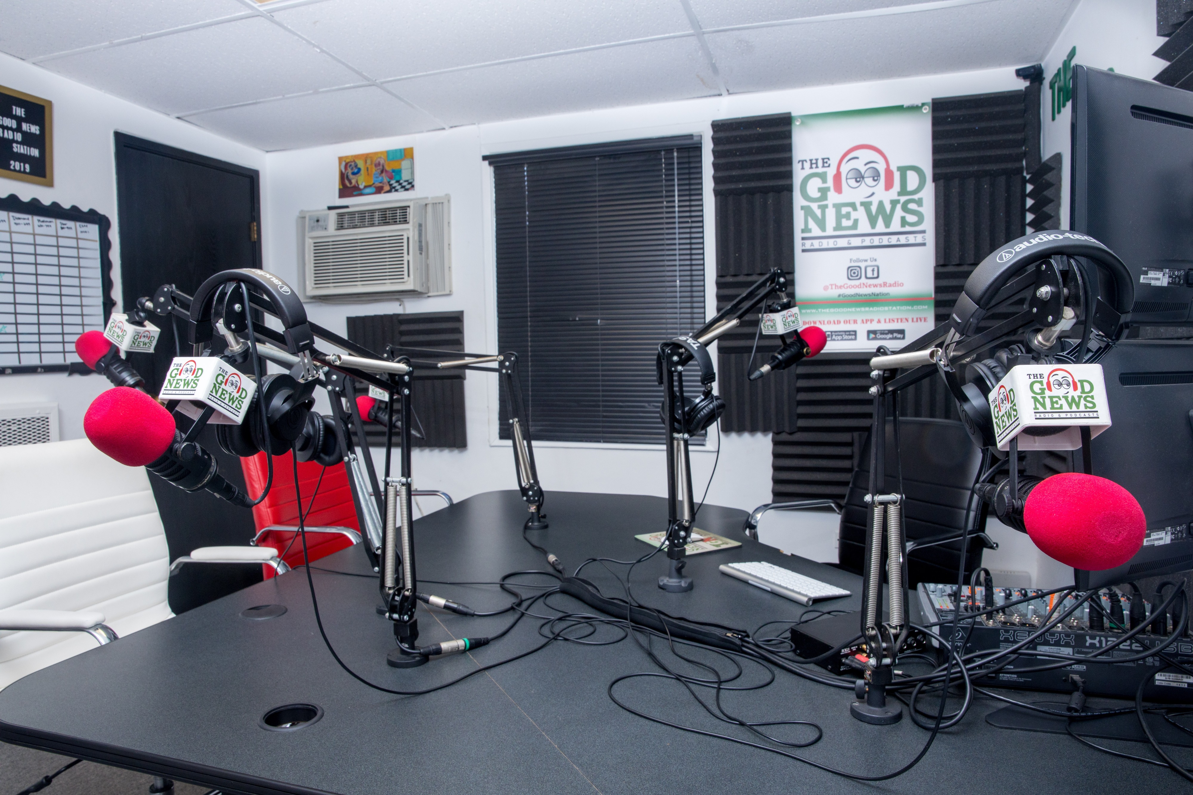 West La Podcasts Recording Studio Los Angeles Ca Production