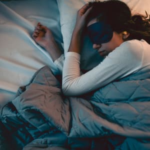 6 Weighted Blanket Benefits for Better Sleep