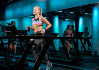 The Best Treadmill Workouts to Become a Faster Runner