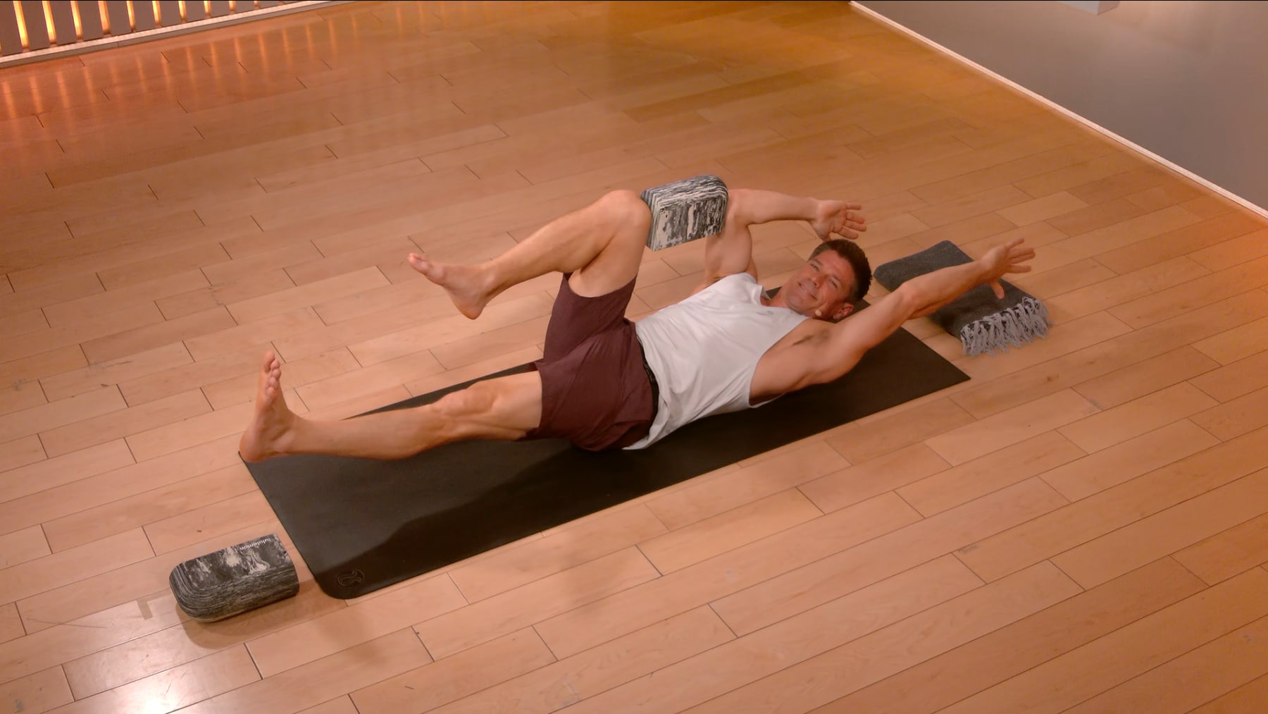 30 min Focus Flow: Core