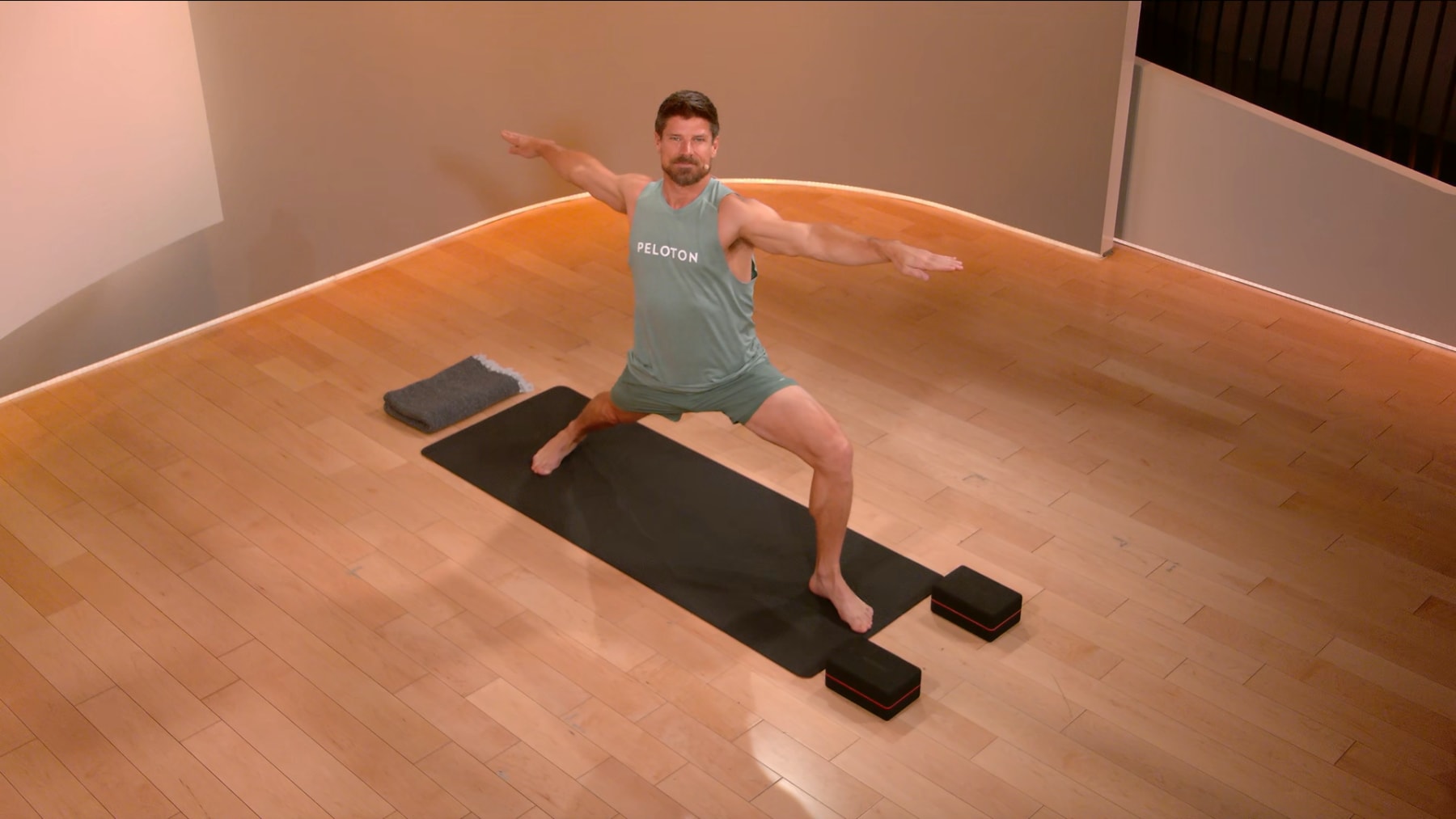 30 min Balanced Yoga Flow