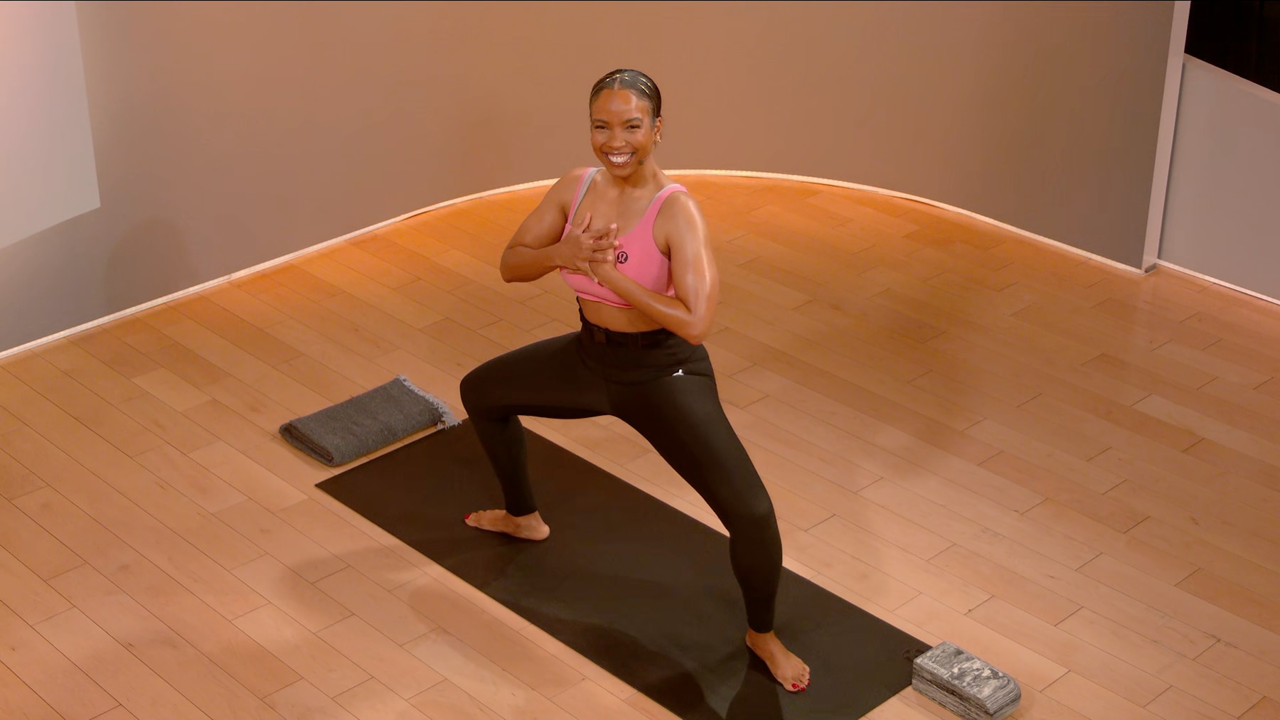 30 min Hip Hop Yoga Flow