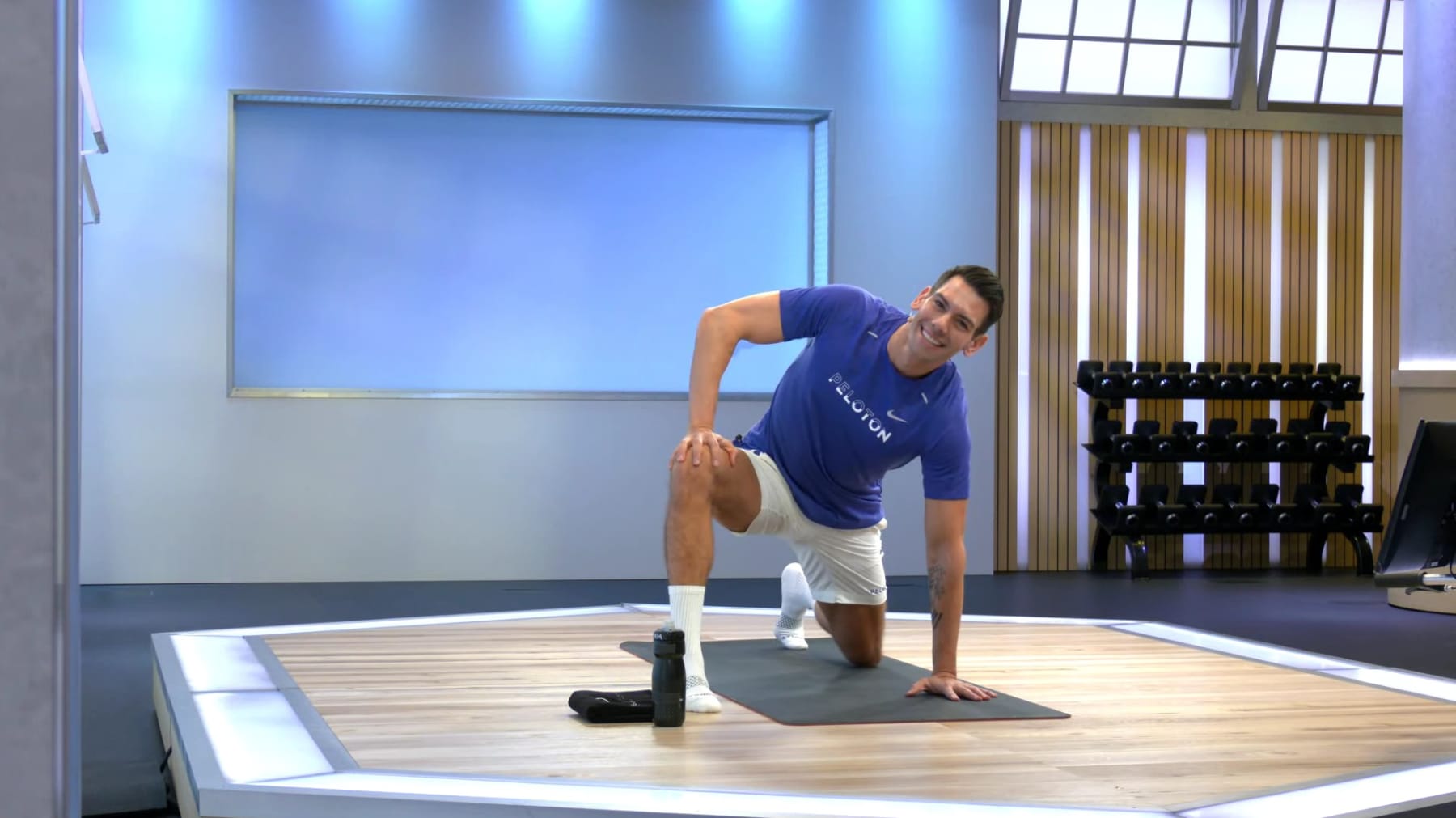 5 min Hips Stretch