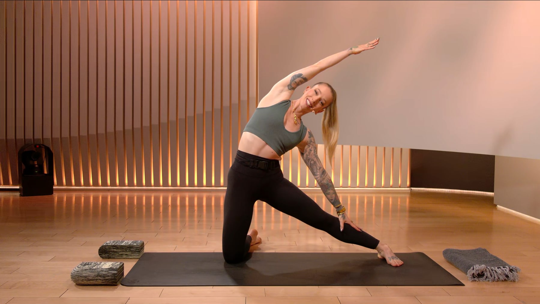 20 min Afro-ALT Yoga Flow