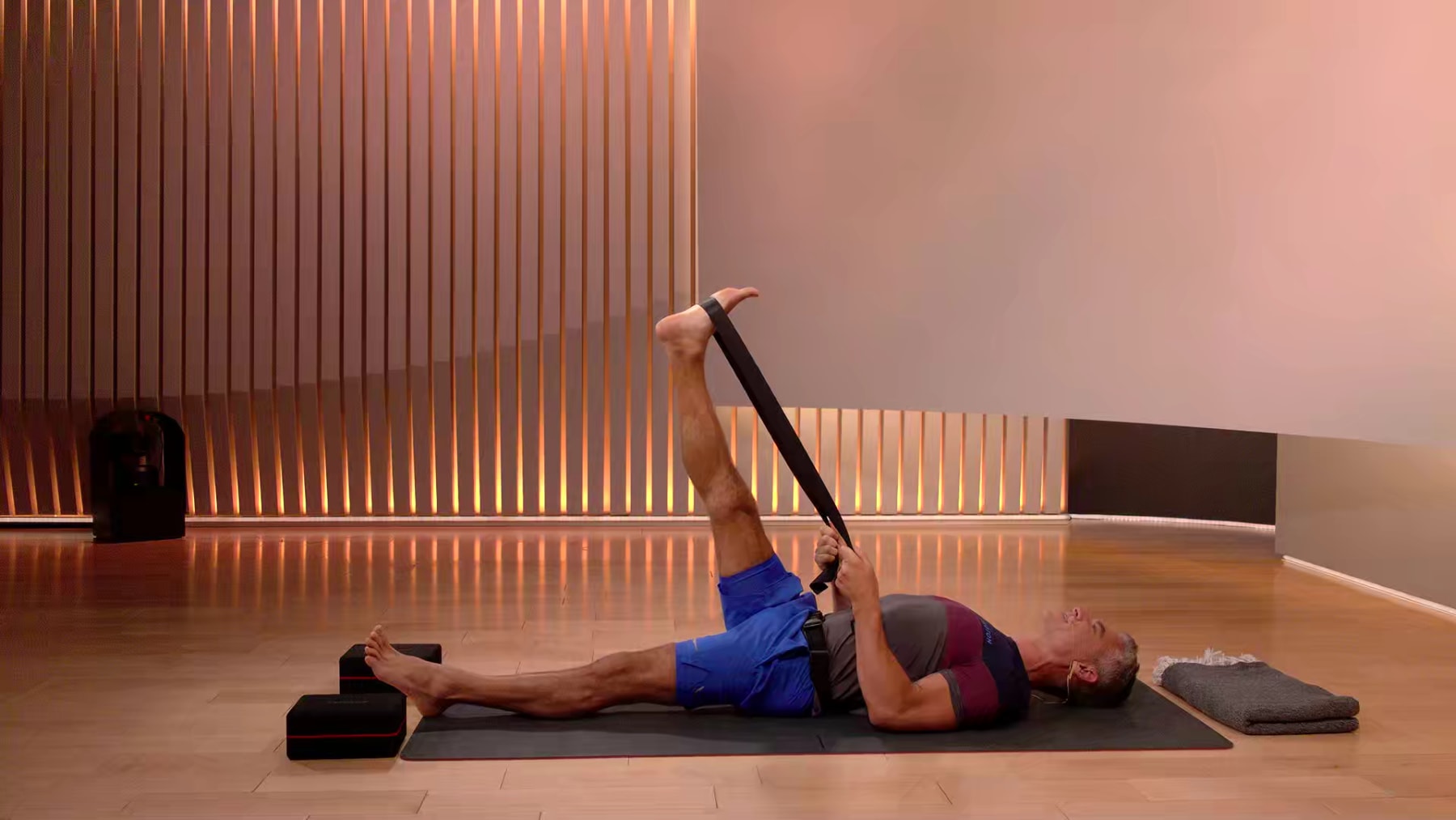 30 min Evening Yoga Flow