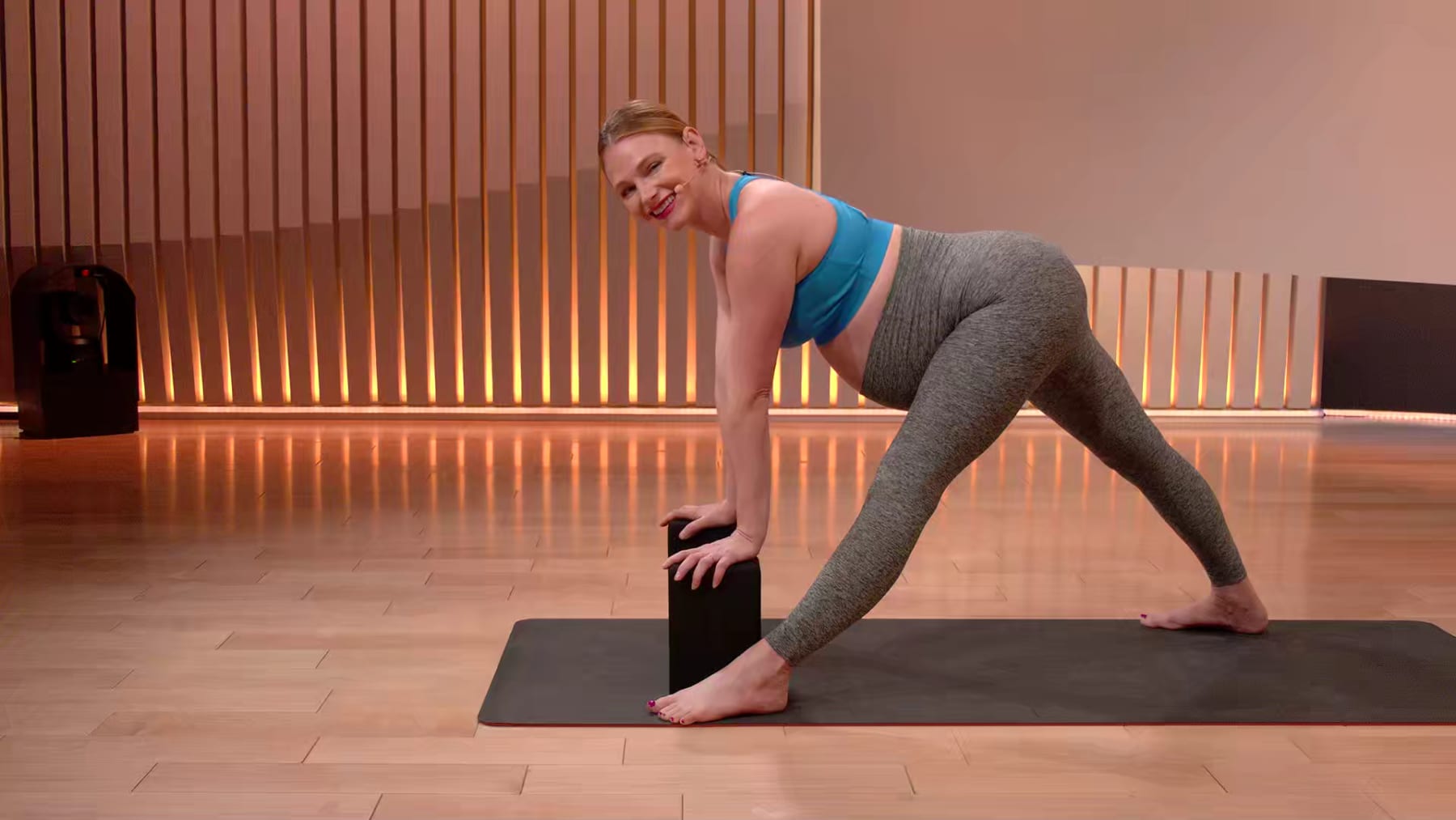 20 min Prenatal Focus Flow: Hamstrings