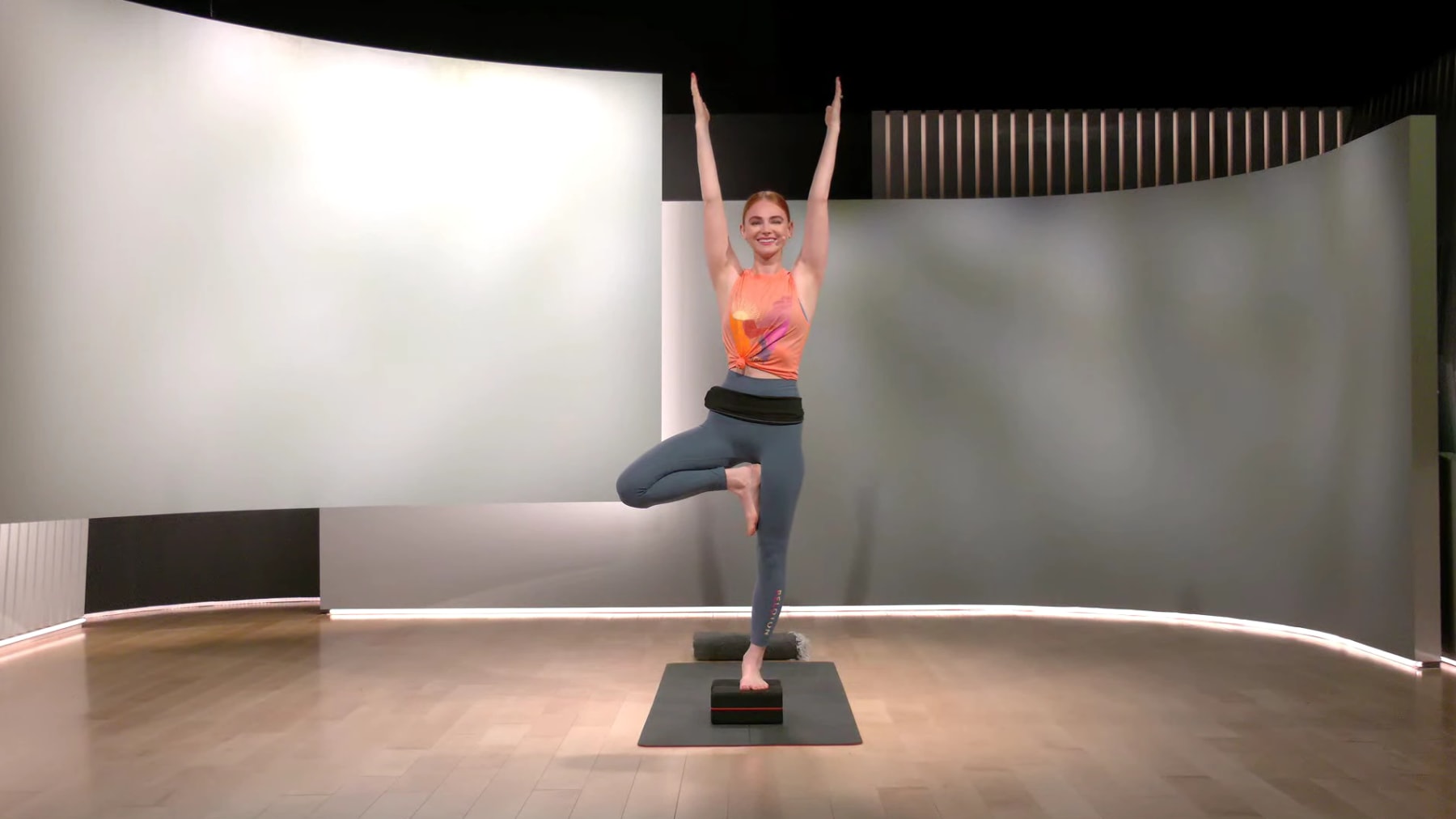 30 min Focus Flow: Tree Pose