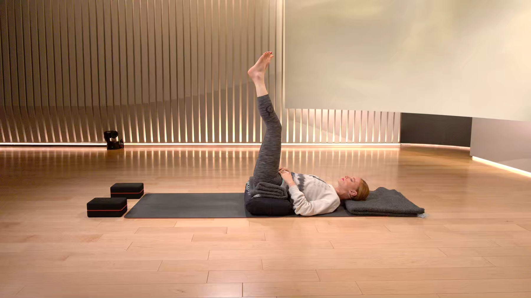 20 min Prenatal Restorative