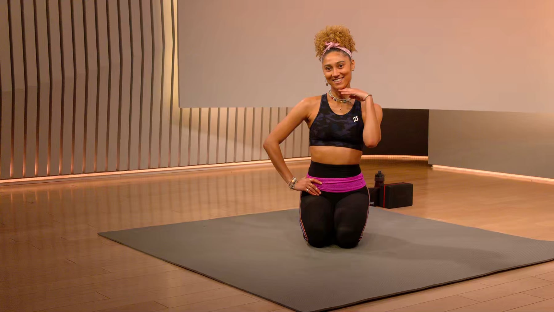 10 min Barre: Glutes