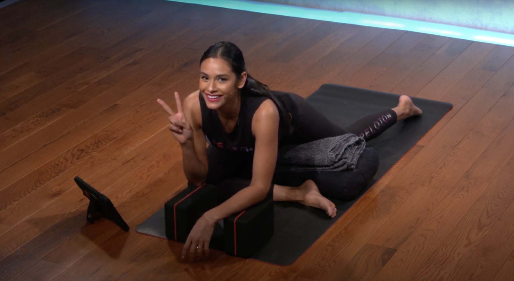 10 min Focus Flow: Pigeon Pose