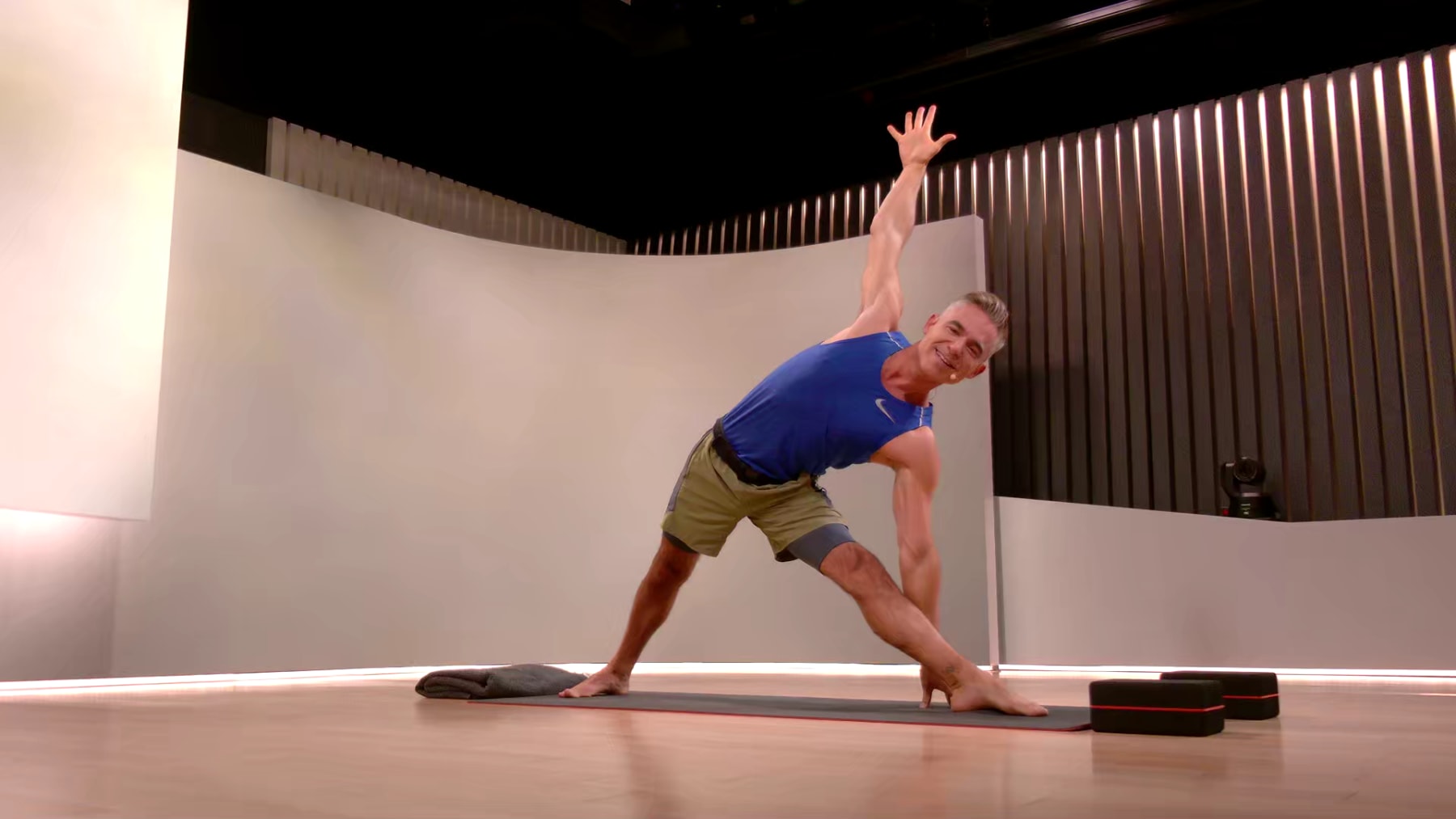 30 min Beyond the Pose: Foundation