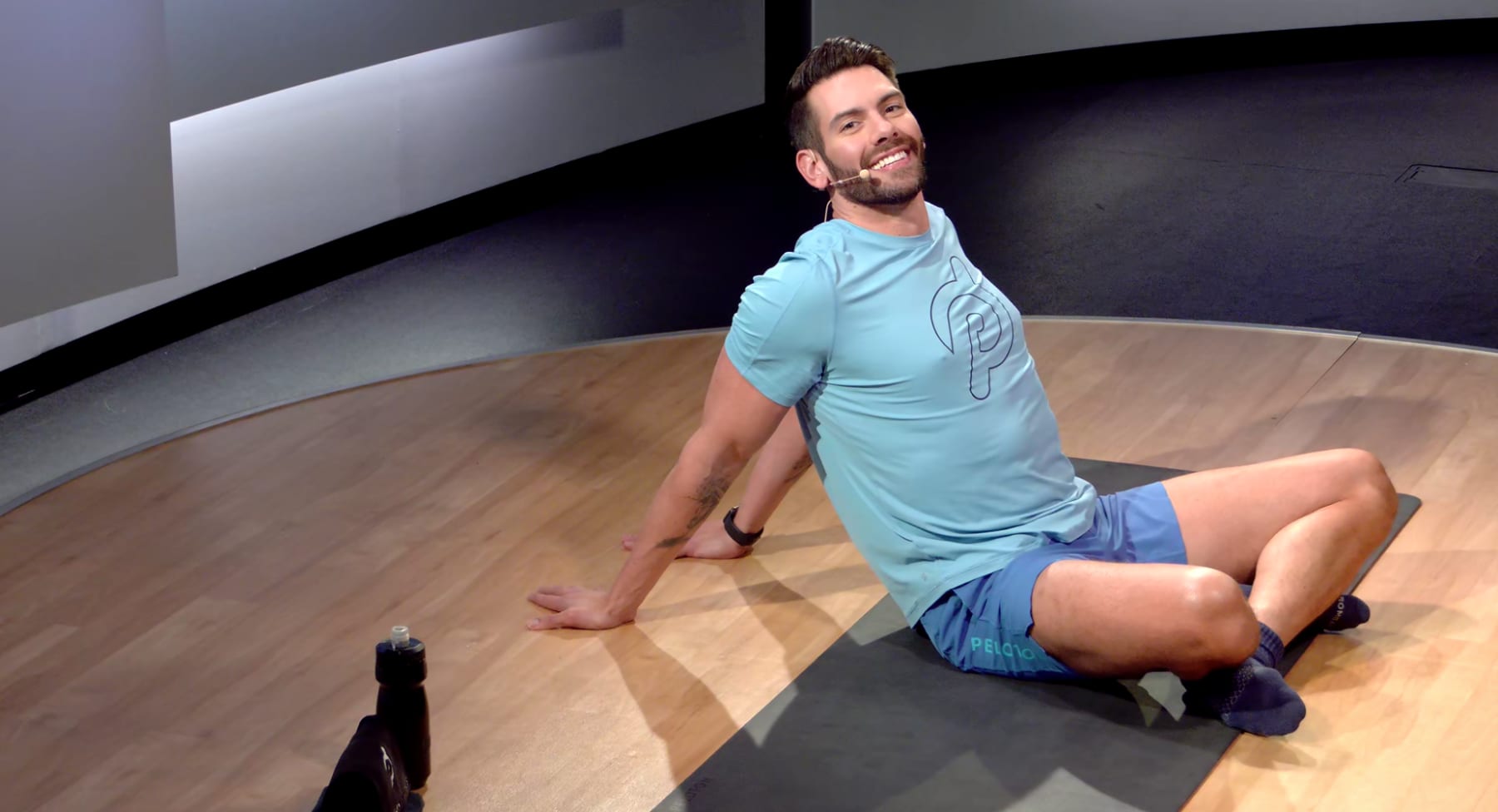 5 min Upper Body Stretch