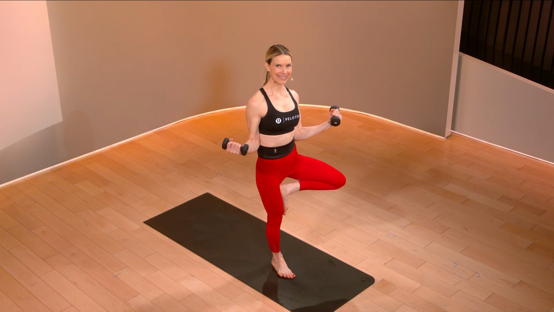 30 min Yoga Conditioning: Upper Body