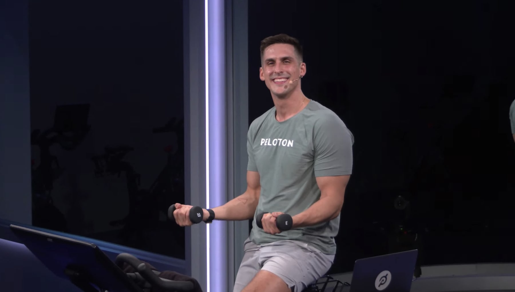 Peloton arms online toning