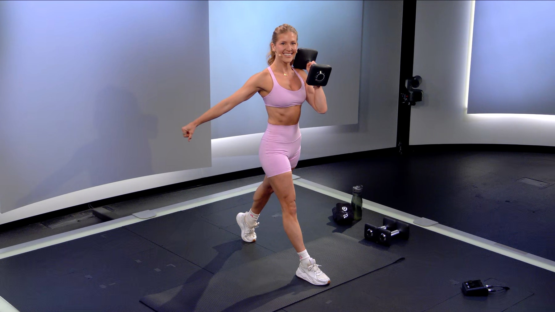 20 min Glutes & Legs Strength