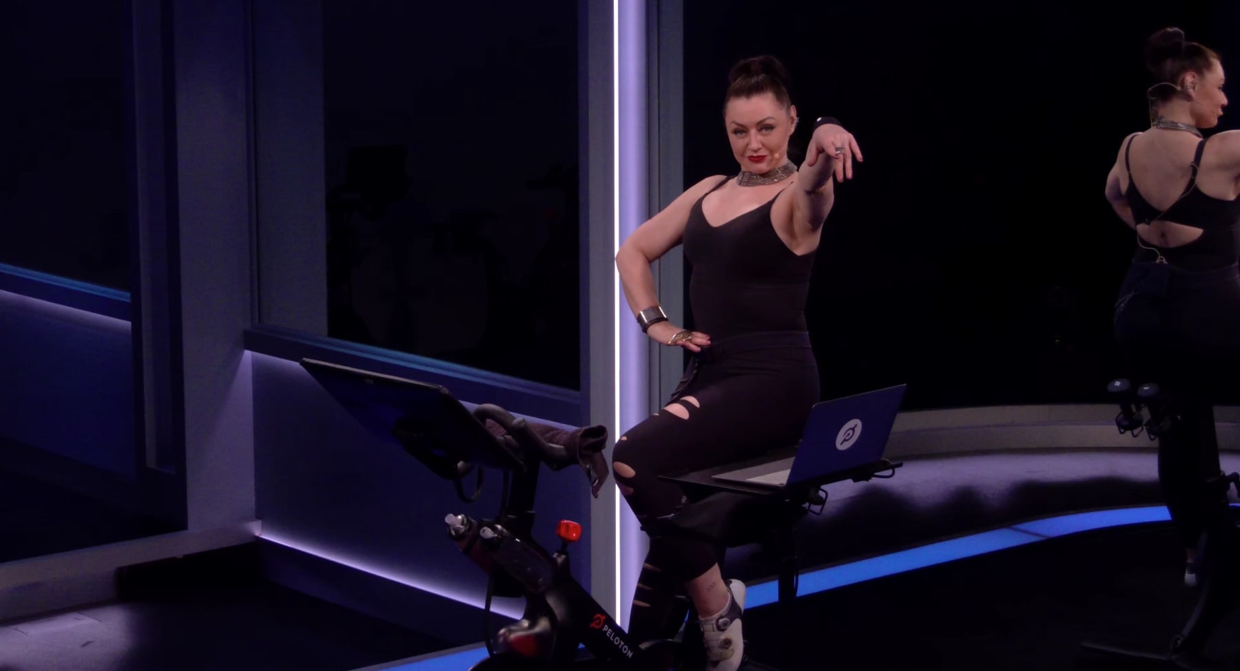 30 min The Chicks Ride