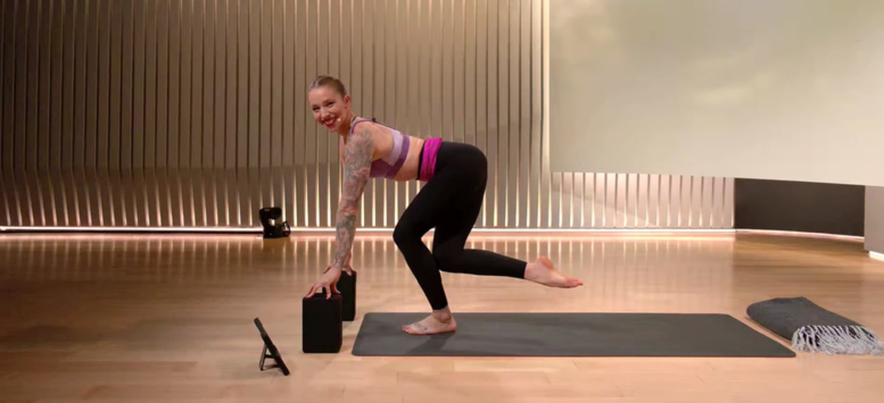 20 min Focus Flow: Glutes