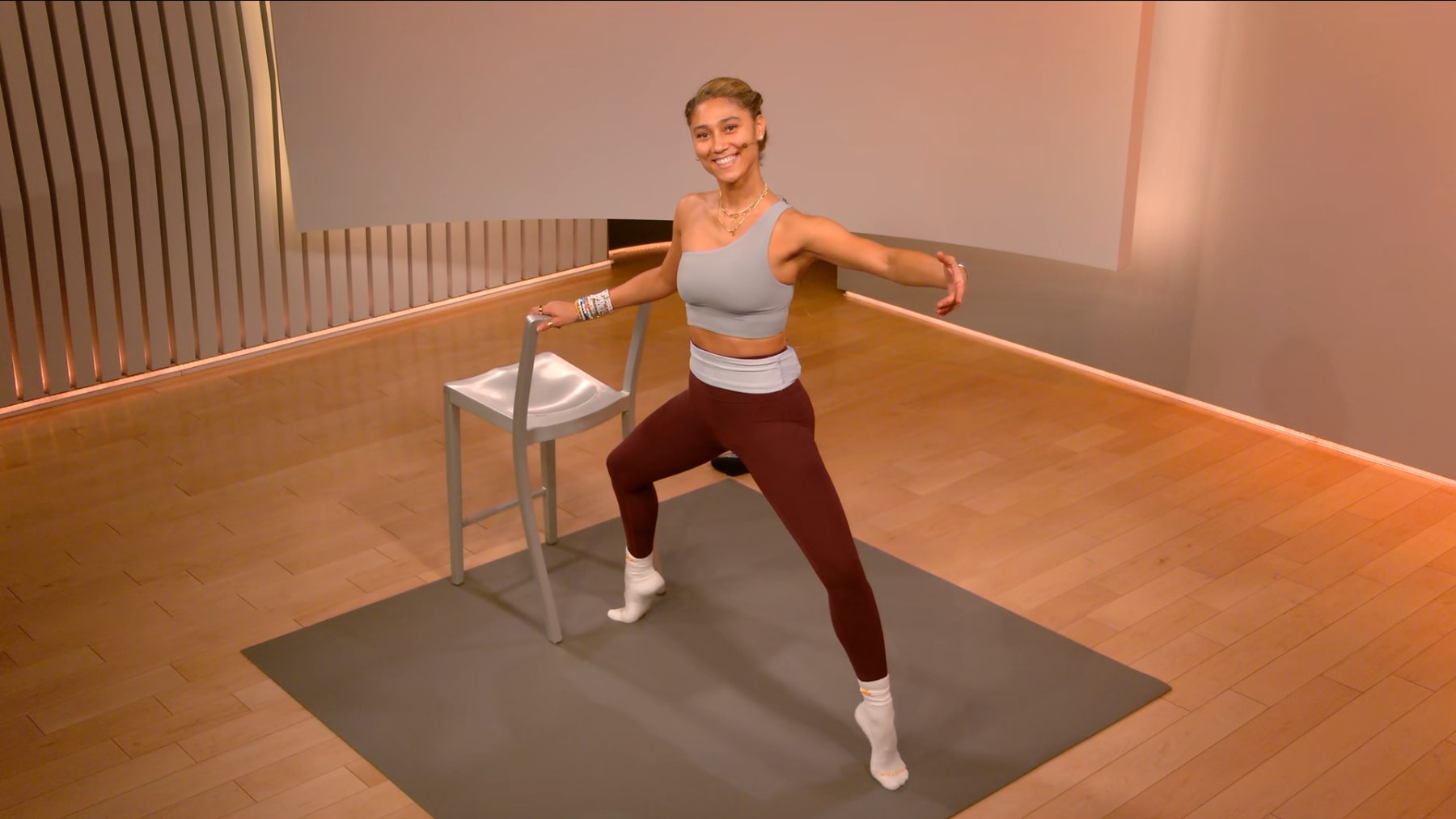 5 min Barre: Lower Body