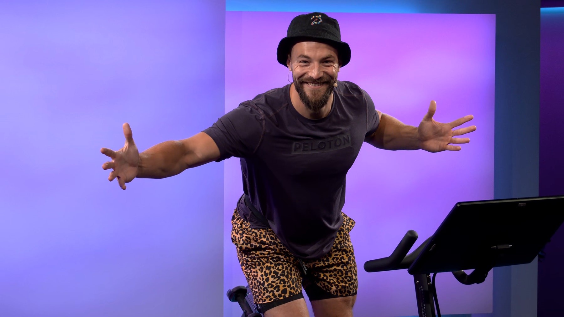 20 min AFO Ride: SOFI TUKKER