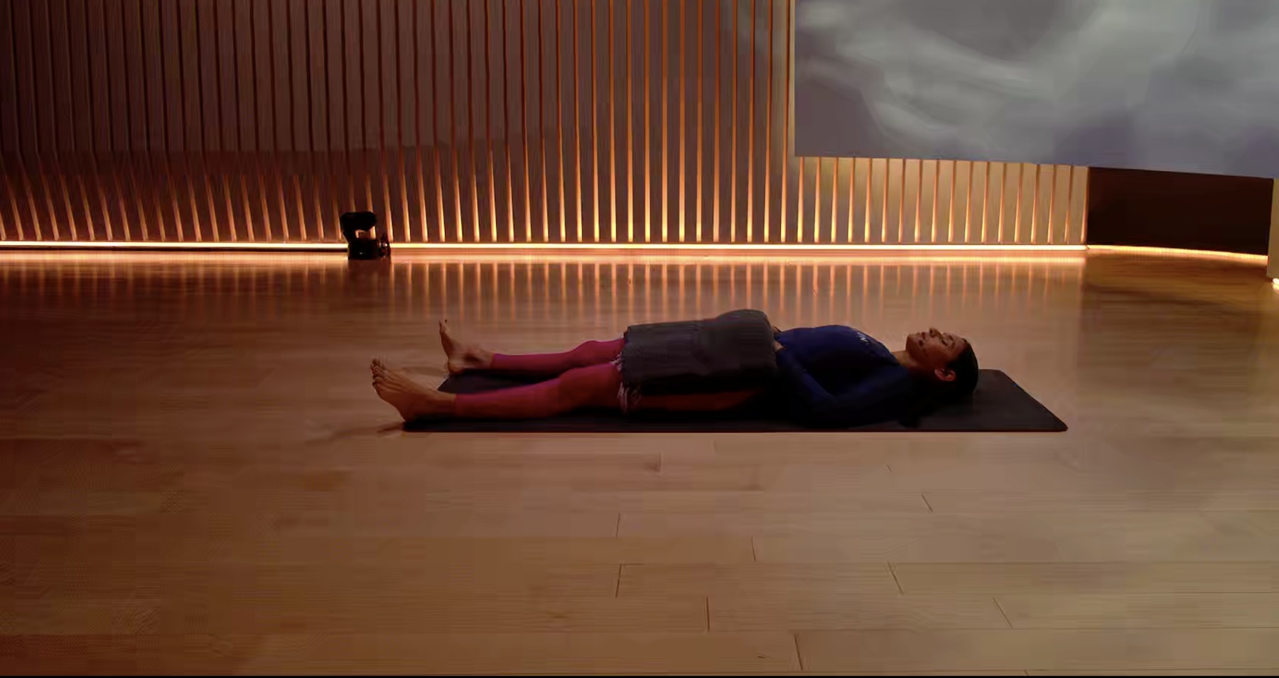 10 min Savasana