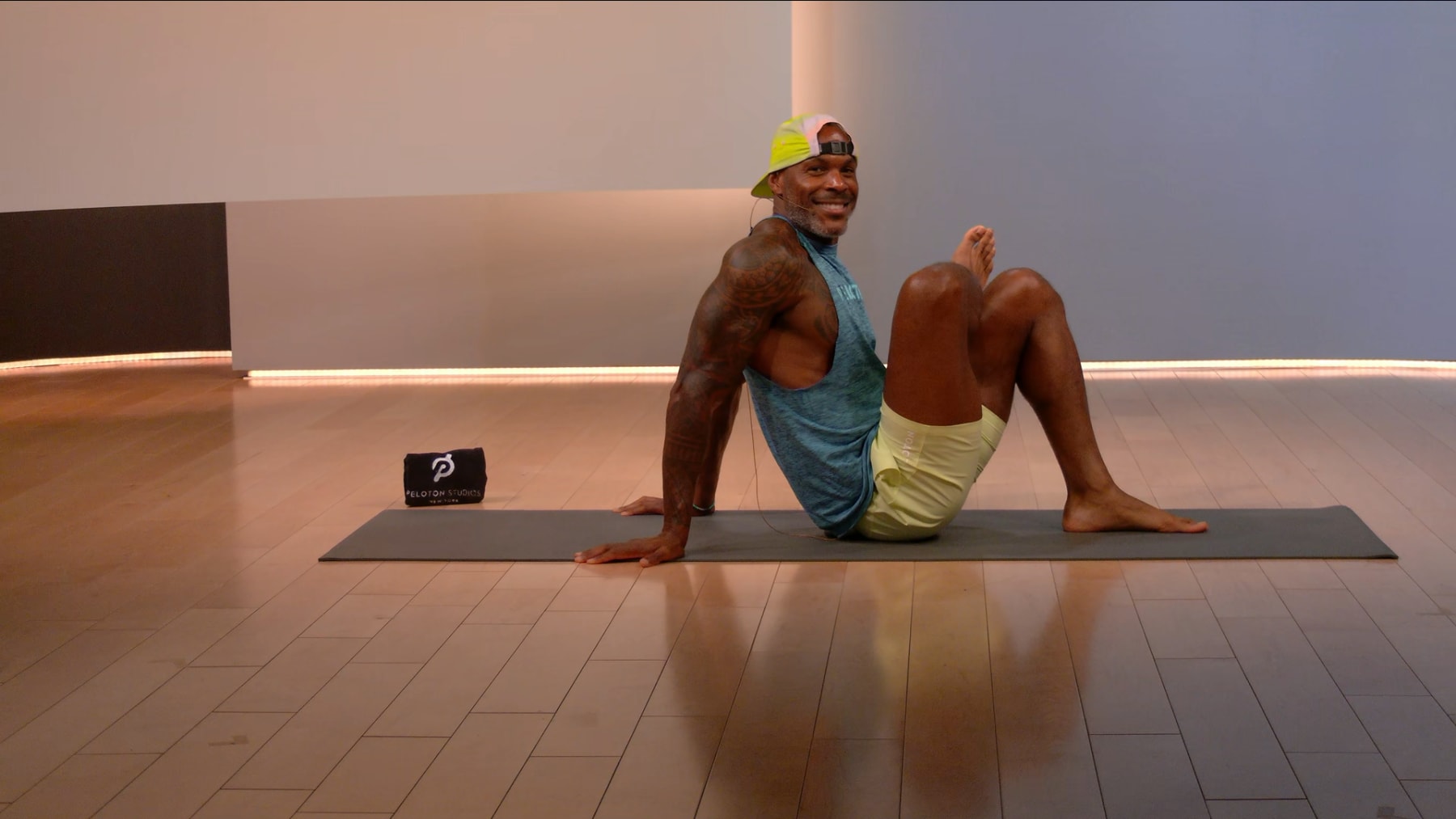 Tricep Workouts: Peloton's Adrian Williams Shared His Favorite