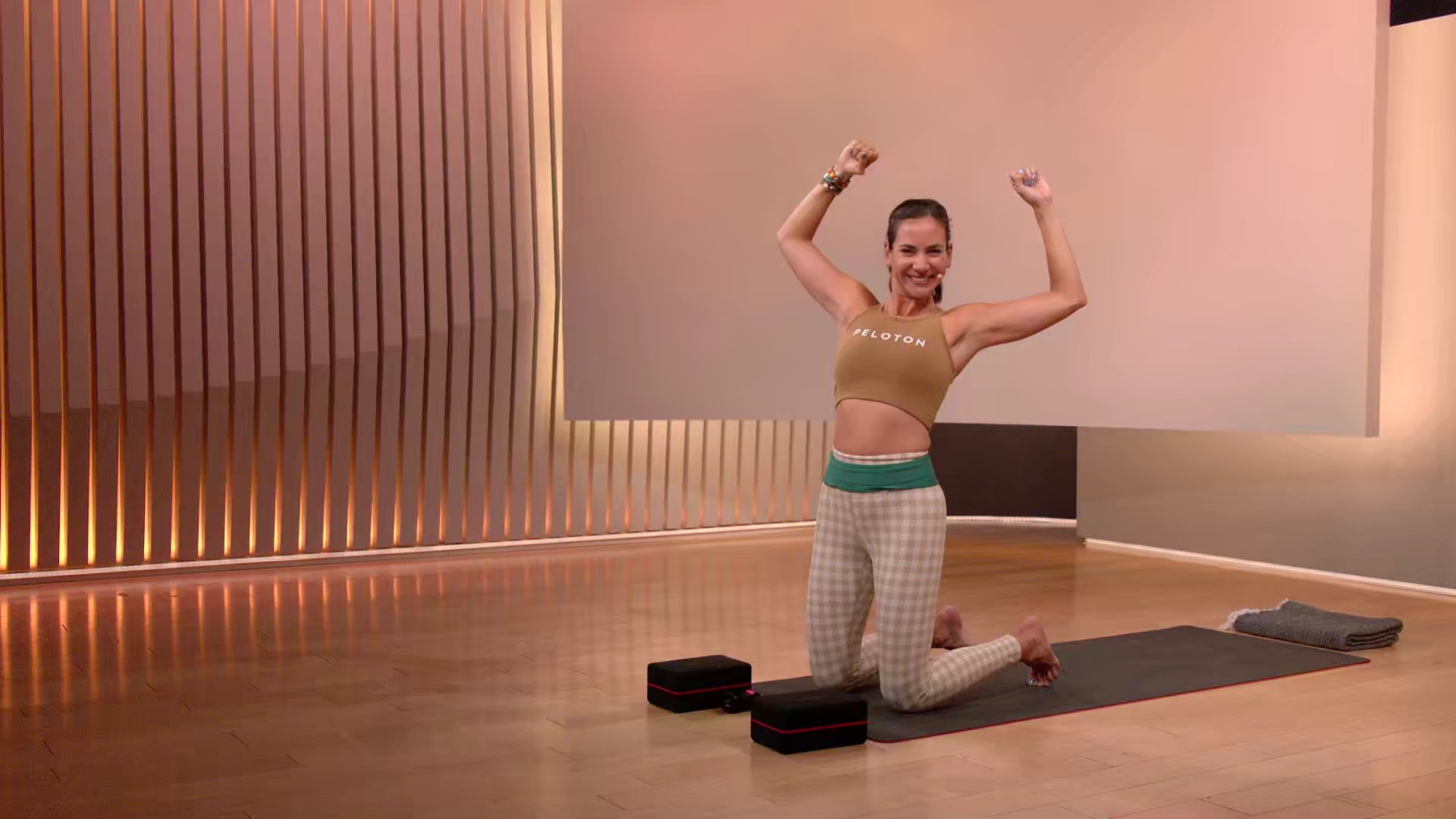 20 min Focus Flow: Upper Body