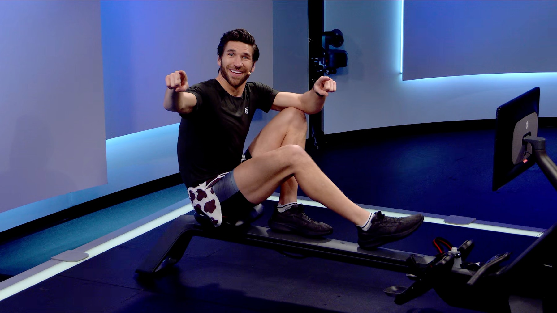 10 min Country Row