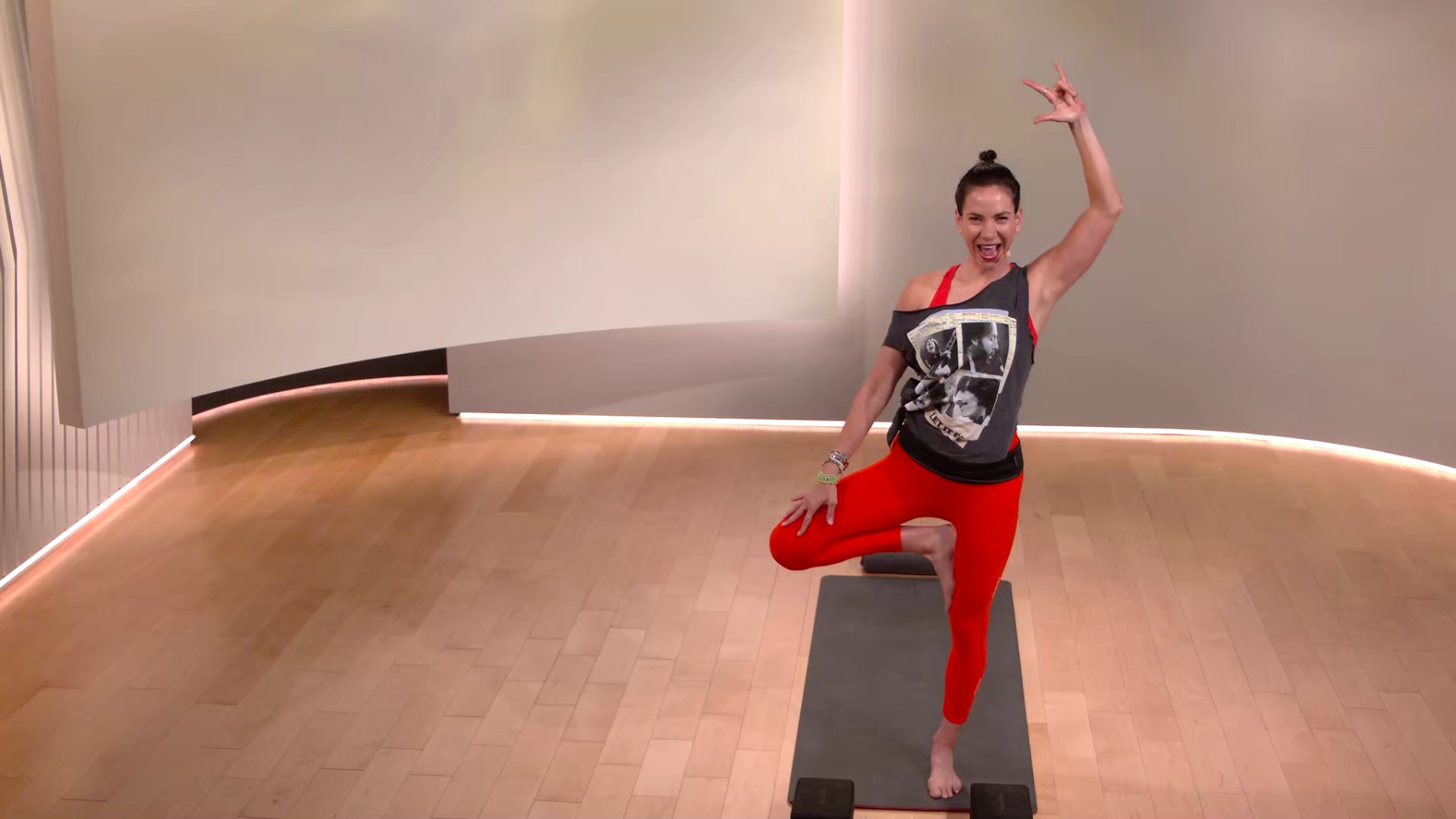 30 min The Beatles: Get Back Yoga Flow
