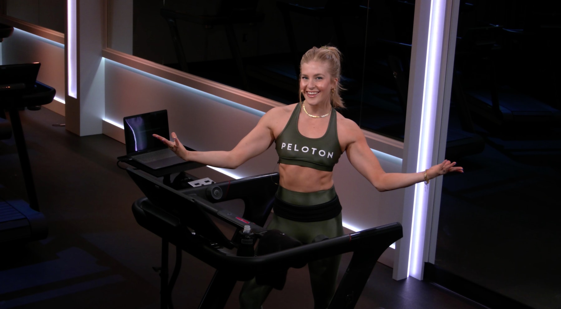 30 min Bootcamp: Bodyweight