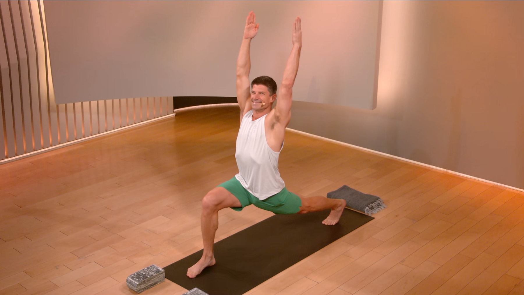30 min Focus Flow: Healthy Back