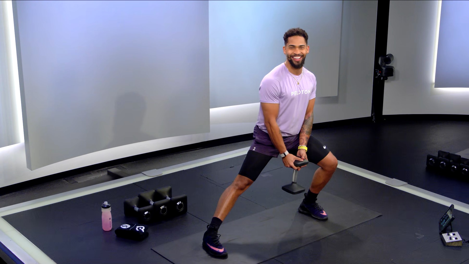 30 min Glutes & Legs Strength