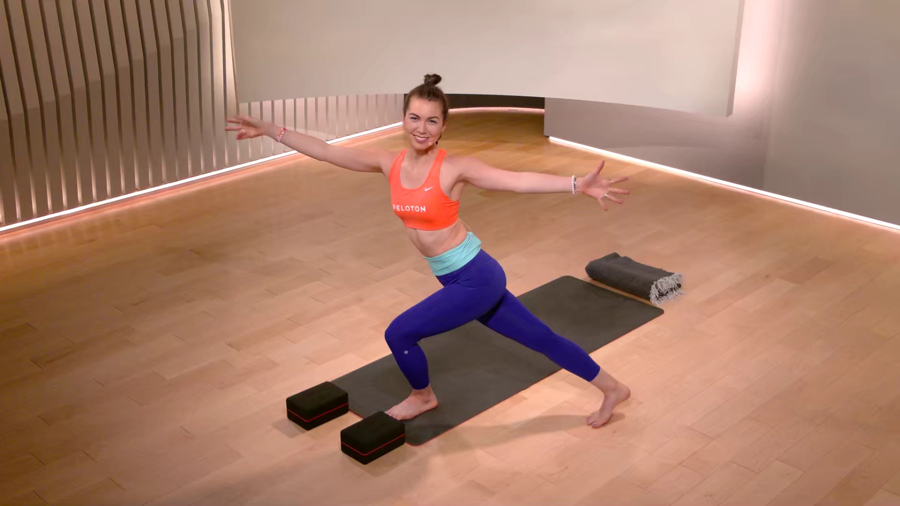 30 min Techno Power Yoga