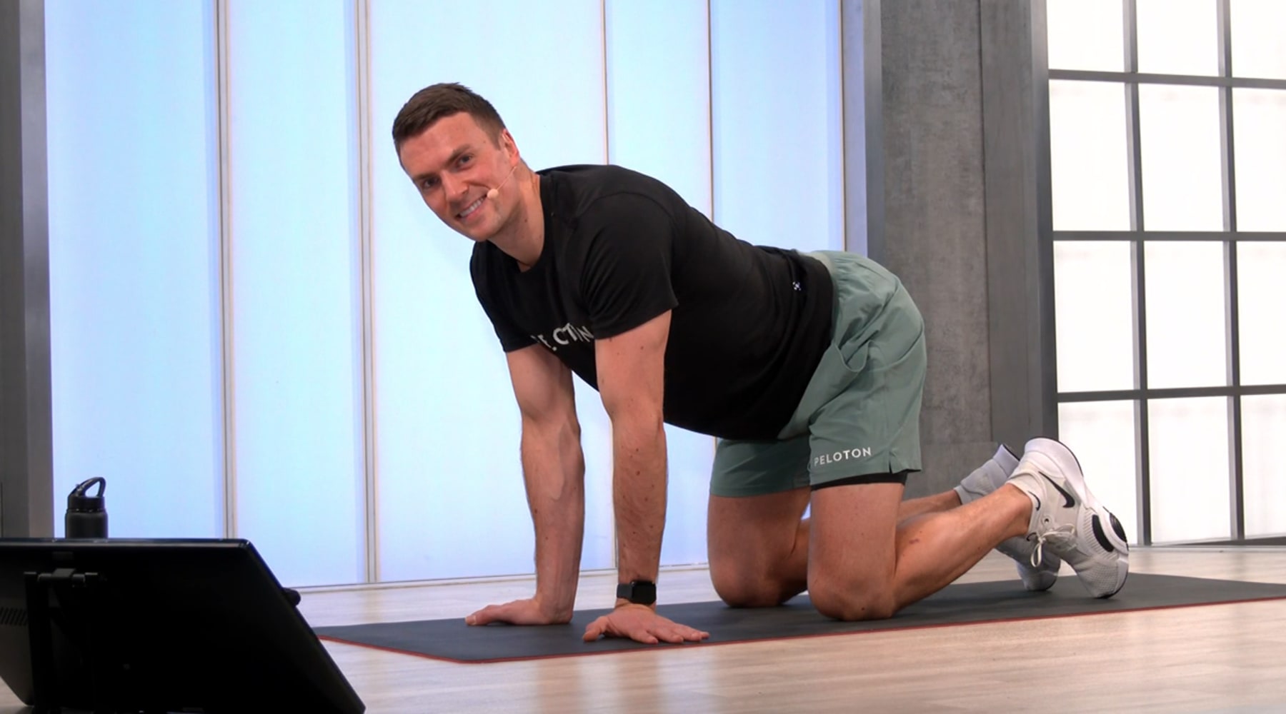 5 min Upper Body Stretch