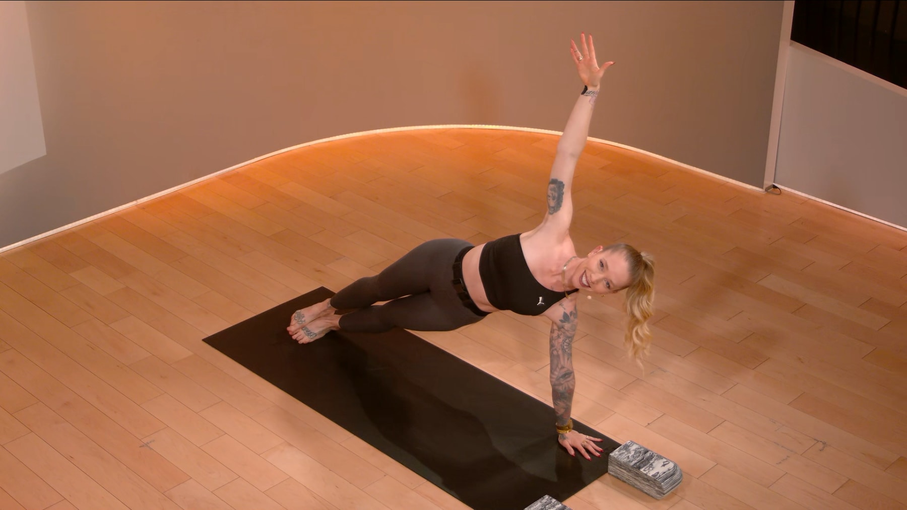 30 min New Wave Yoga Flow
