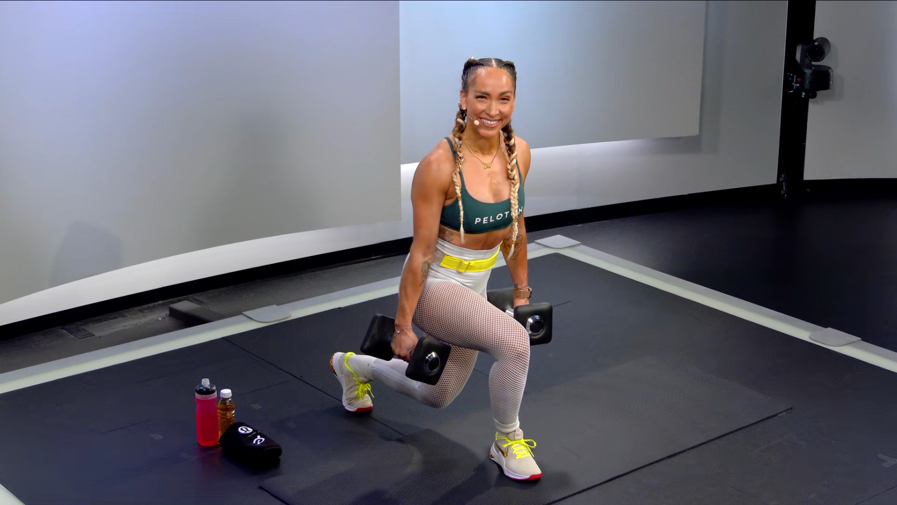 10 min Glutes & Legs Strength