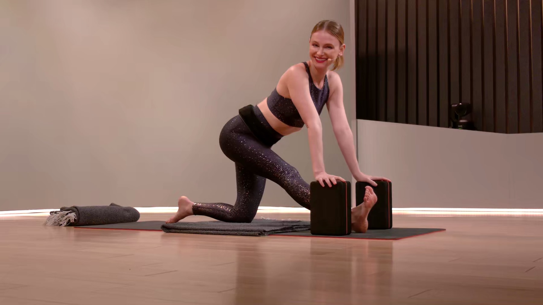 30 min Evening Yoga Flow